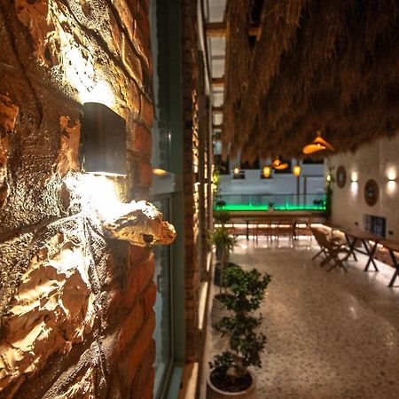 Vega 43 Hostel Saranda Dış mekan fotoğraf