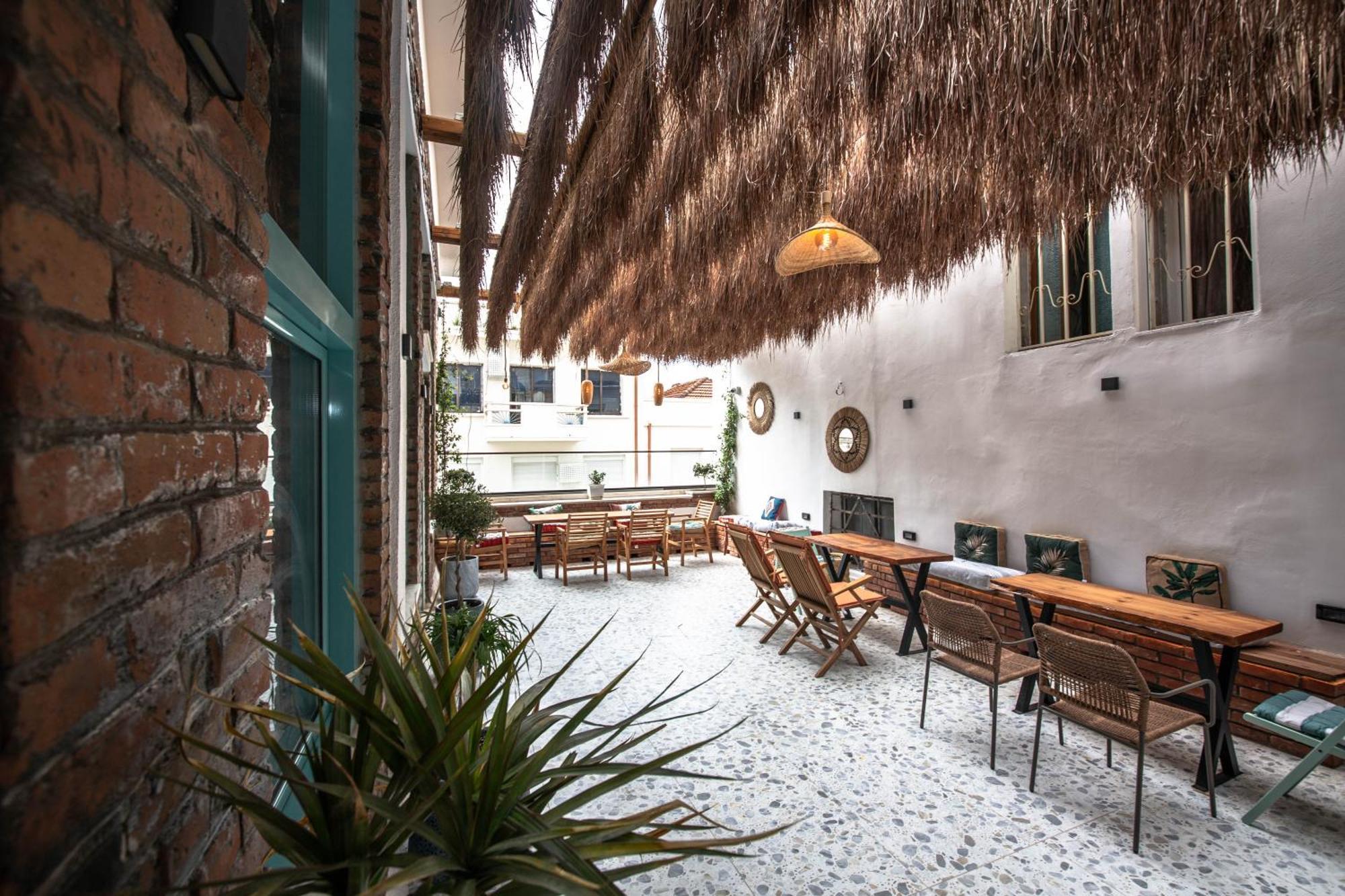 Vega 43 Hostel Saranda Dış mekan fotoğraf