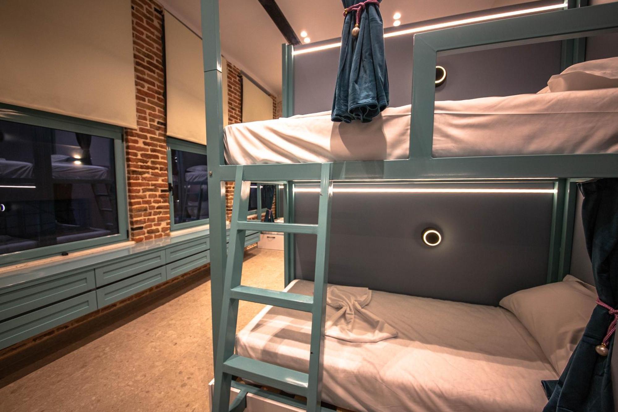 Vega 43 Hostel Saranda Dış mekan fotoğraf